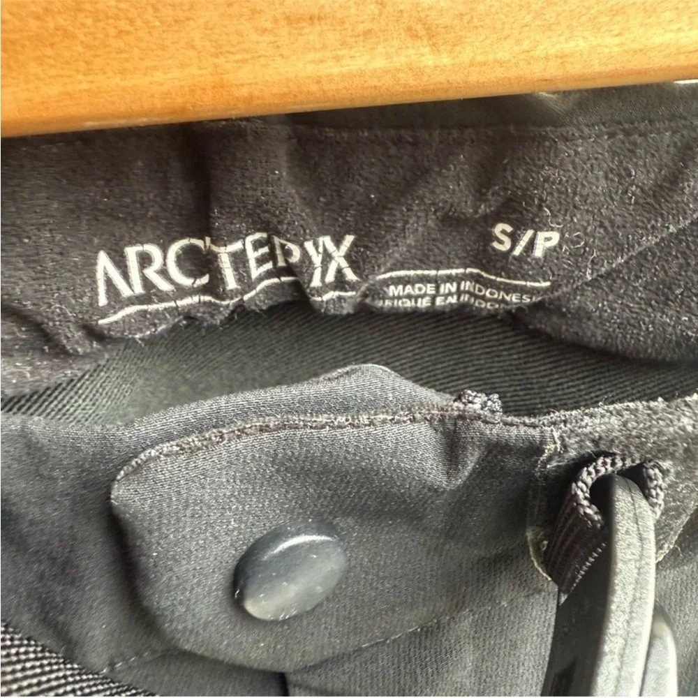 Arc'Teryx Soft Shell Hiking Cold Weather Pants Small Black